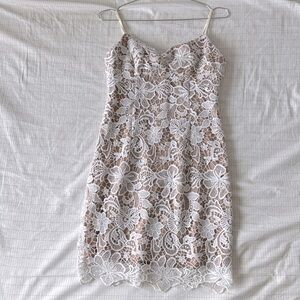 Guess white embroided dress size small